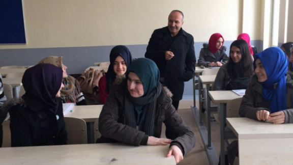 İl Milli Eğitim Müdürümüz Sayın Mehmet Emin KORKMAZ Nurullah Eren Anadolu Lisesini ziyaret etti.