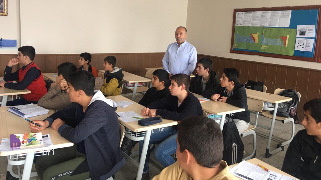 İl Milli Eğitim Müdürümüz Sayın Mehmet Emin KORKMAZ Merkez Narlıdere Yatılı Bölge Ortaokulunu Ziyaret Etti