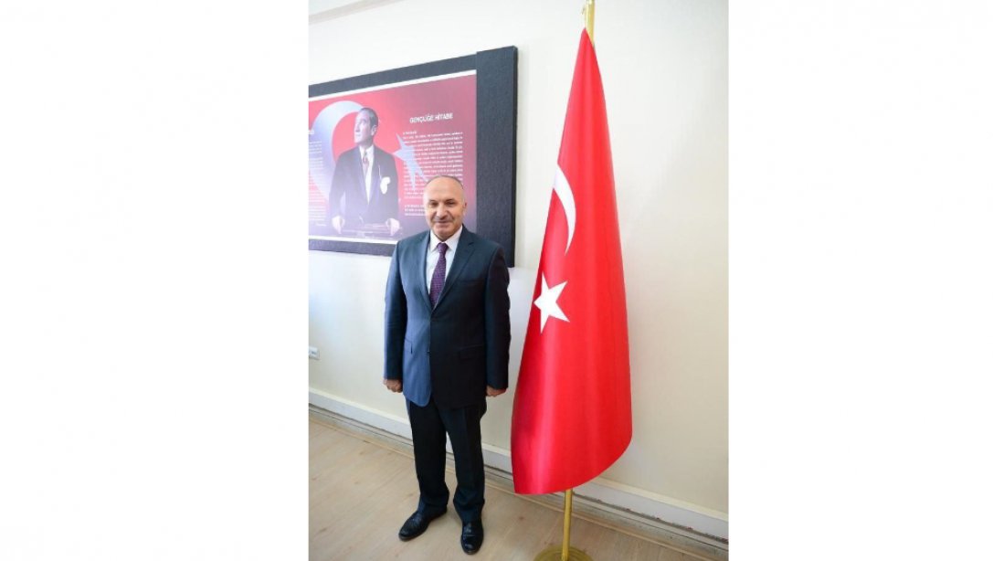 İl Milli Eğitim Müdürümüz Mehmet Emin Korkmaz'ın 30 Ağustos Zafer Bayramı Mesajı