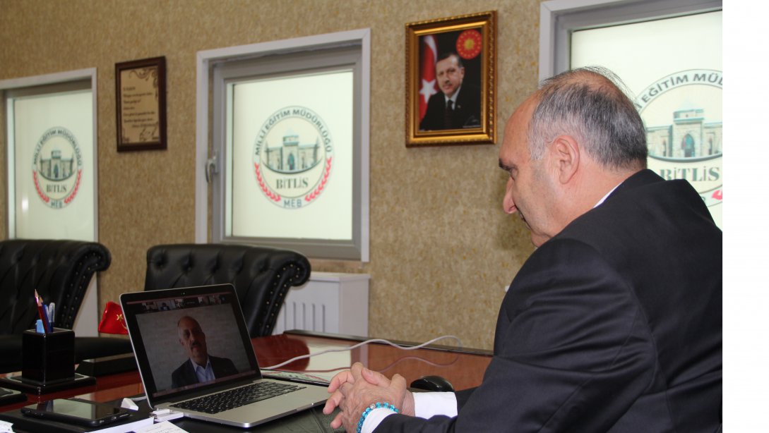 Bitlis Öğretmen Akademisi Prof. Dr. Ertuğrul Yaman'ı Konuk Etti.