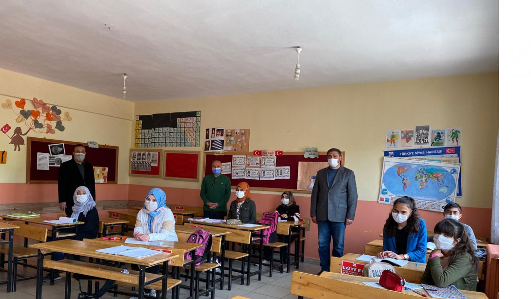 İl Müdürümüz Sayın Mehmet Emin Korkmaz'ın Muzaffer İncesu Ortaokulu Ziyareti