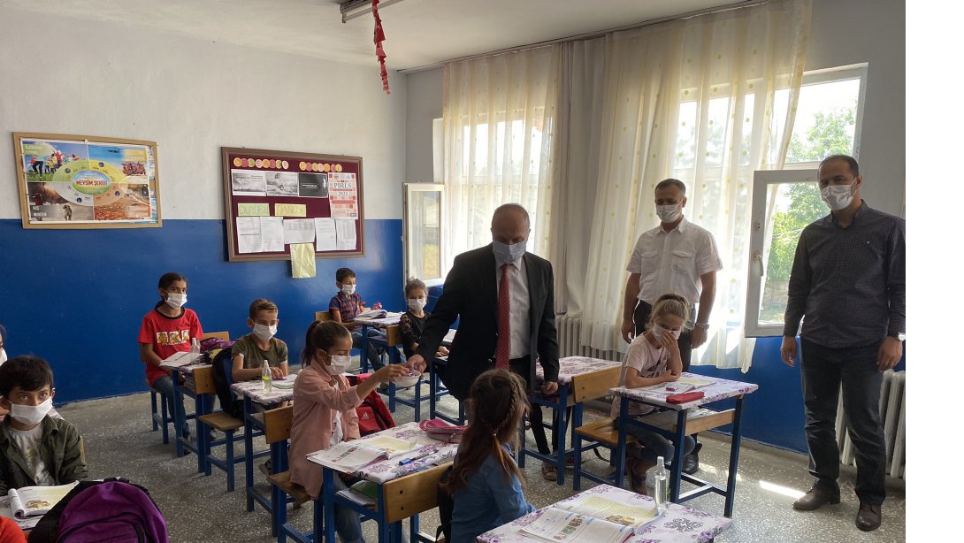 İl Müdürümüz Sayın Mehmet Emin Korkmaz Erler İlkokulunu Ziyaret Etti.