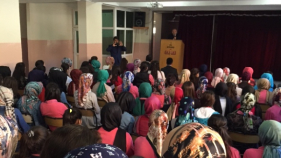 İl Milli Eğitim Müdürümüz Sayın Mehmet Emin KORKMAZ´ın Zübeyde Hanım Kız Meslek Lisesinde 