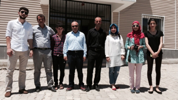 İl Milli Eğitim Müdürümüz ve Mutki İlçe Milii Eğitim Müdürümüz ile birlikte İstanbul Ticaret Üniversitesi Hukuk Kulübü öğrencilerinin Mutki Yuvalıdam,  Mutki Yanıkçakır, Mutki Çiğdemalan Okullarını ziyareti
