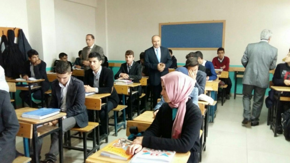 İl Milli Eğitim Müdürümüz Sayın Mehmet Emin KORKMAZ´ın Ahlat Sadullah Gencer Anadolu Lisesi ziyareti