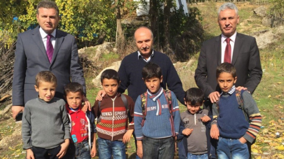 İl Milli Eğitim Müdürümüzün Mutki İlçemizde Çatalerik Köyü İlkokulu ziyareti ve toplantısı