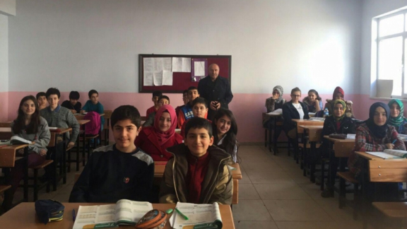 İl Milli Eğitim Müdürümüz Merkez Selahaddin Eyyubi Ortaokulu Destekleme ve Yetiştirme Kursları ziyareti.