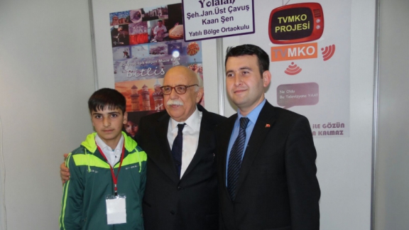 Bitlis İlimiz Merkez İlçemizde bulunan Yolalan Şehit Jandarma Üst Çavuş Kaan Şen Yatılı Bölge Ortaokulu Türk Dünyası Bilim Olimpiyatlarına katılmaya hak kazandı.