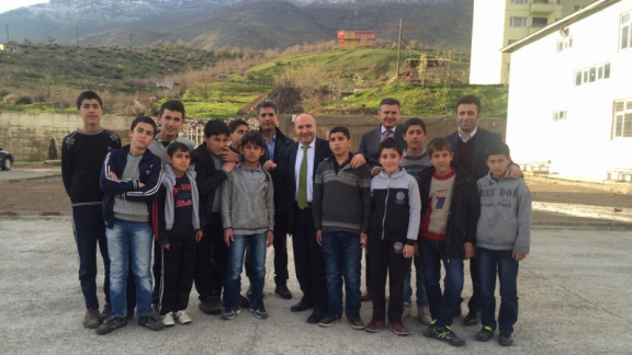 Sayın İl Milli Eğitim Müdürümüz Mehmet Emin KORKMAZ Narlıdere Yatılı Bölge Ortaokulunu ziyaret etti.