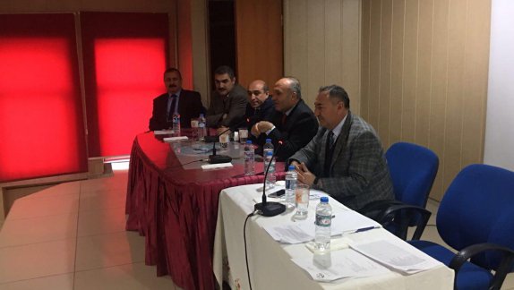 İl Milli Eğitim Müdürü Sayın M. Emin KORKMAZ Tatvan İlçe MEM Yöneticileri ve Okul Müdürleri ile Bilgilendirme Toplantısı Yaptı