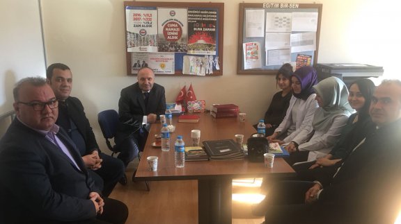 İl Milli Eğitim Müdürümüz Sayın Mehmet Emin KORKMAZ Bitlis Merkez Seyit İbrahim İmam Hatip Ortaokuluna ziyarette bulundu