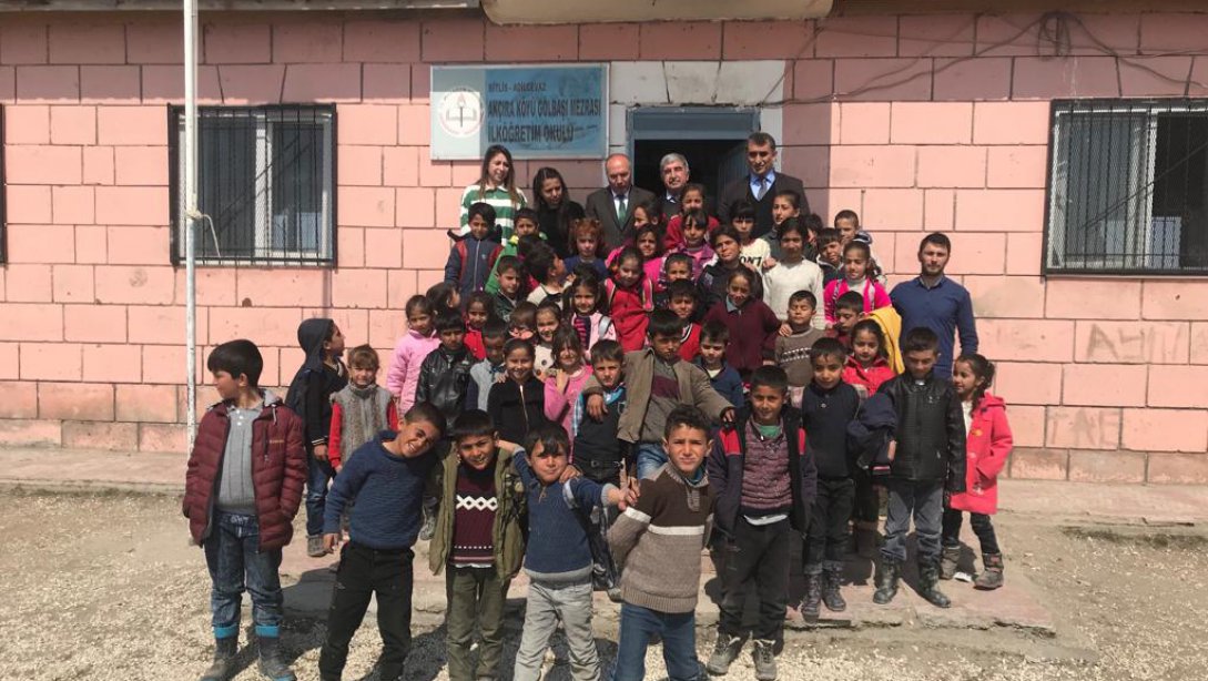 Adilcevaz Akçıra Köyü Gölbaşı Mezrası İlkokulu Ziyareti