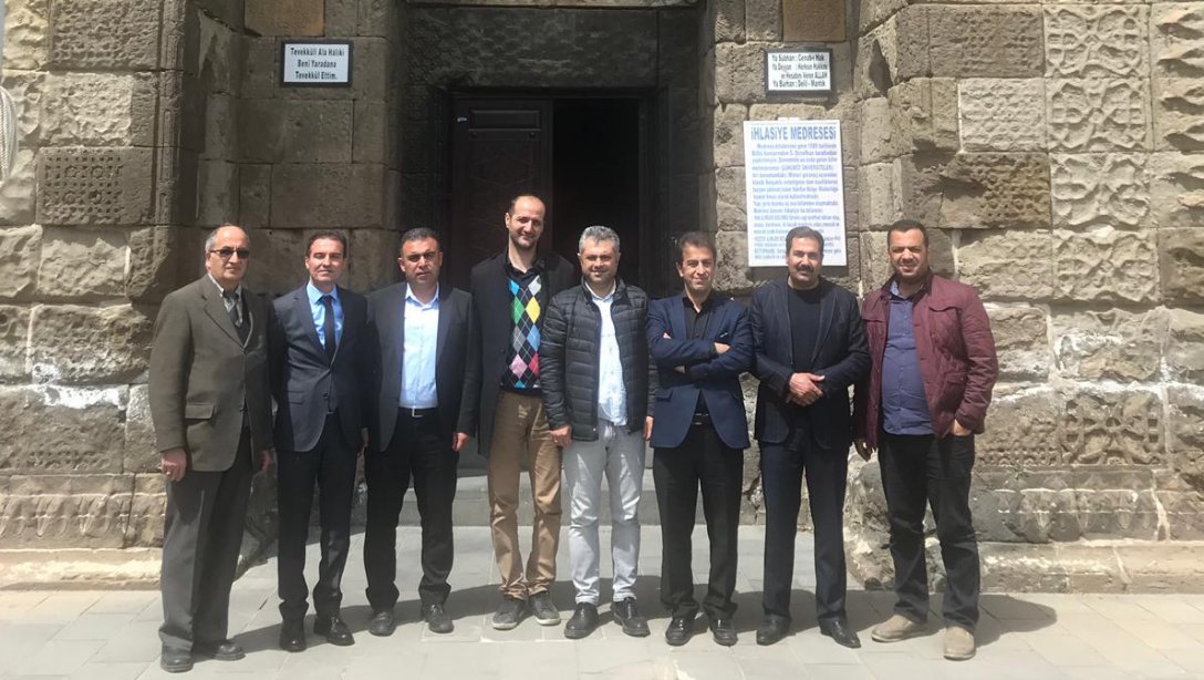 Bitlis Merkez Anadolu İmam Hatip Liseleri ve İmam Hatip Ortaokulları Mayıs Ayı YÖGEP Toplantısı Yapıldı.