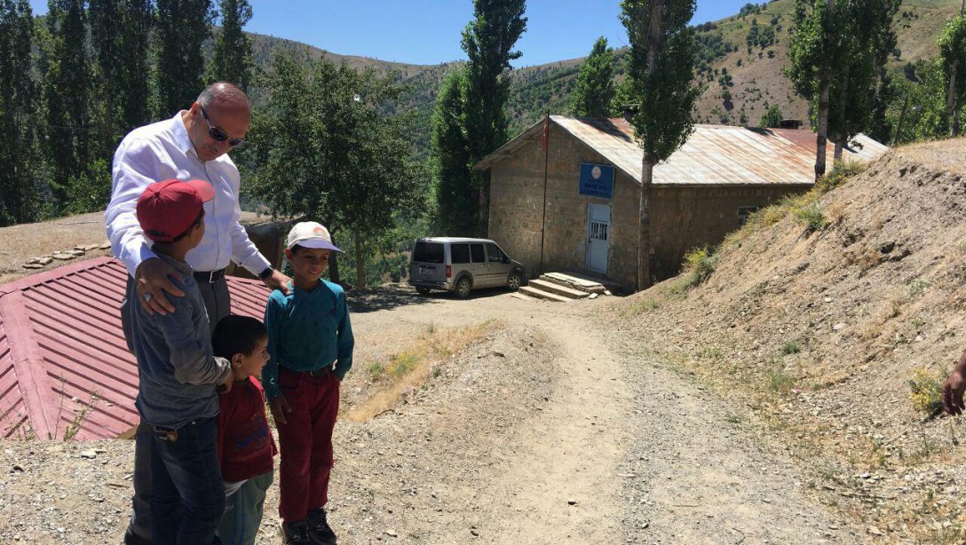 Hizan Uzuntaş Köyü İlkokulu Ziyareti