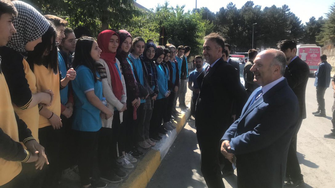 Bitlis'te Trafikte Yaya Önceliği Etkinliği Yapıldı