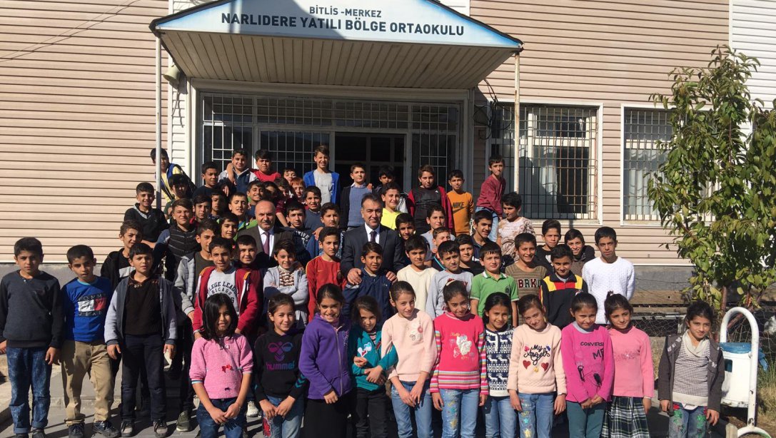 Vali Oktay Çağatay ile Birlikte Narlıdere İlkokulu ve Narlıdere YBO Ziyareti 