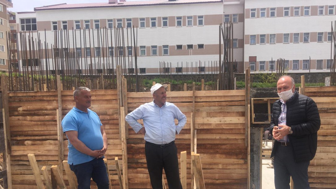 İl Milli Eğitim Müdürümüz Sayın Mehmet Emin Korkmaz'ın inşaat incelemeleri. 