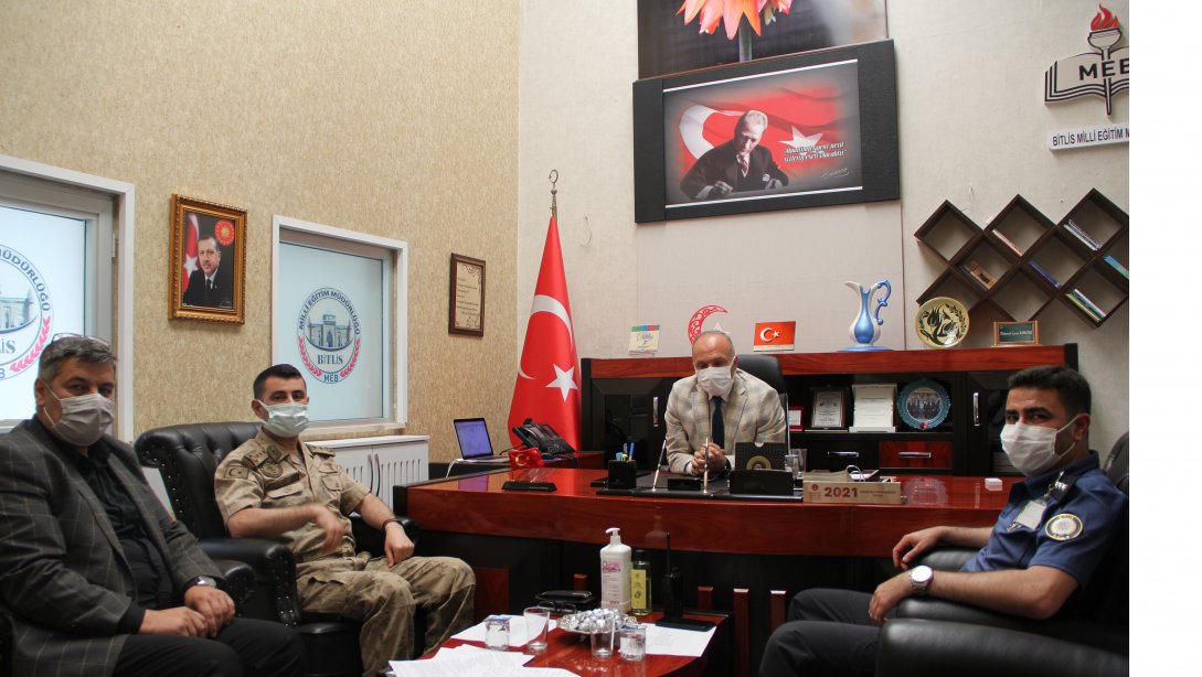 İl Müdürümüz Sayın Mehmet Emin Korkmaz Başkanlığında LGS Güvenlik Toplantısı Düzenlendi