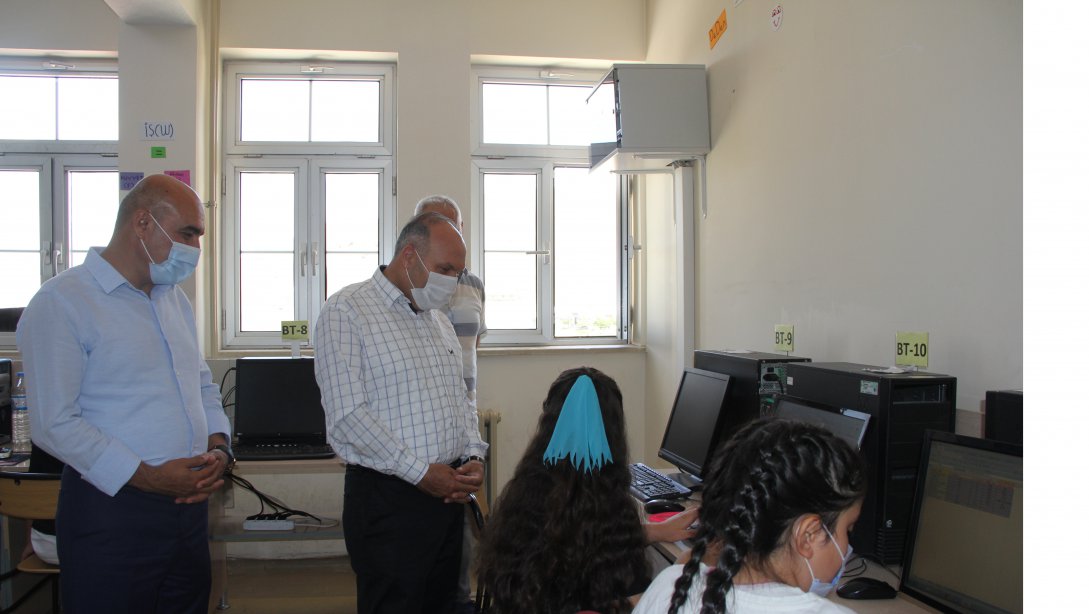 İl Müdürümüz Sayın Mehmet Emin Korkmaz Toki Ortaokulunu Ziyaret Etti