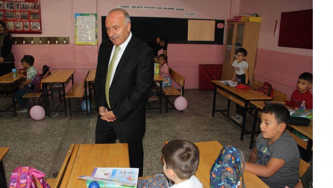 İl Milli Eğitim Müdürümüz Sayın Mehmet Emin KORKMAZ , İl Şube Müdürümüz Metin AYGÜN le Muştakbaba İlkokulu ve Ortaokulunda öğrenci ve öğretmenlerle buluştu.