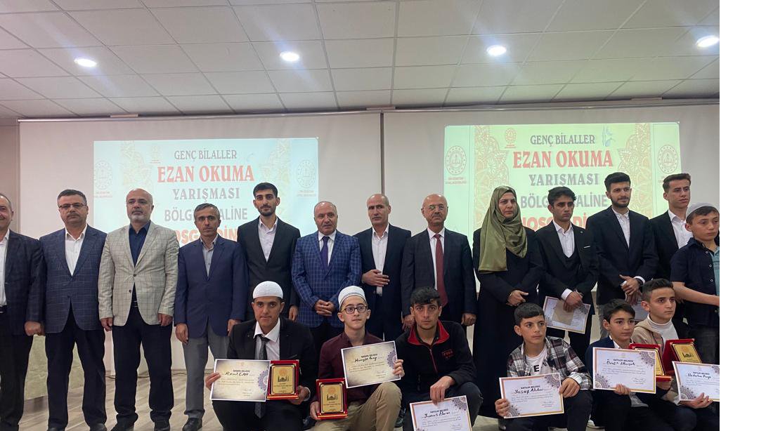 Genç Bilaller Ezan Okuma Yarışması Bölge Finali Said Nursi Anadolu İmam Hatip Lisesinde Gerçekleşti.
