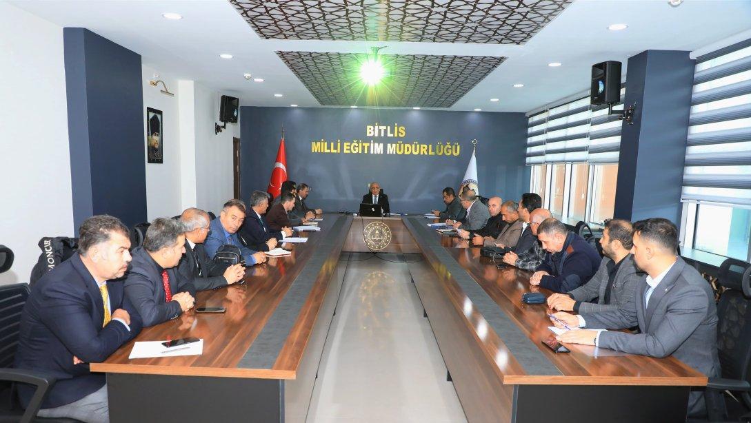 Bitlis İl Milli Eğitim Müdürlüğü'nden Mesleki ve Teknik Eğitim Değerlendirmesi Toplantısı Yapıldı 